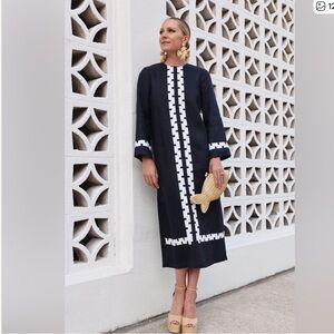 NEW Tuckernuck x Atlantic-Pacific Navy White Embroidered Hartman linen Dress